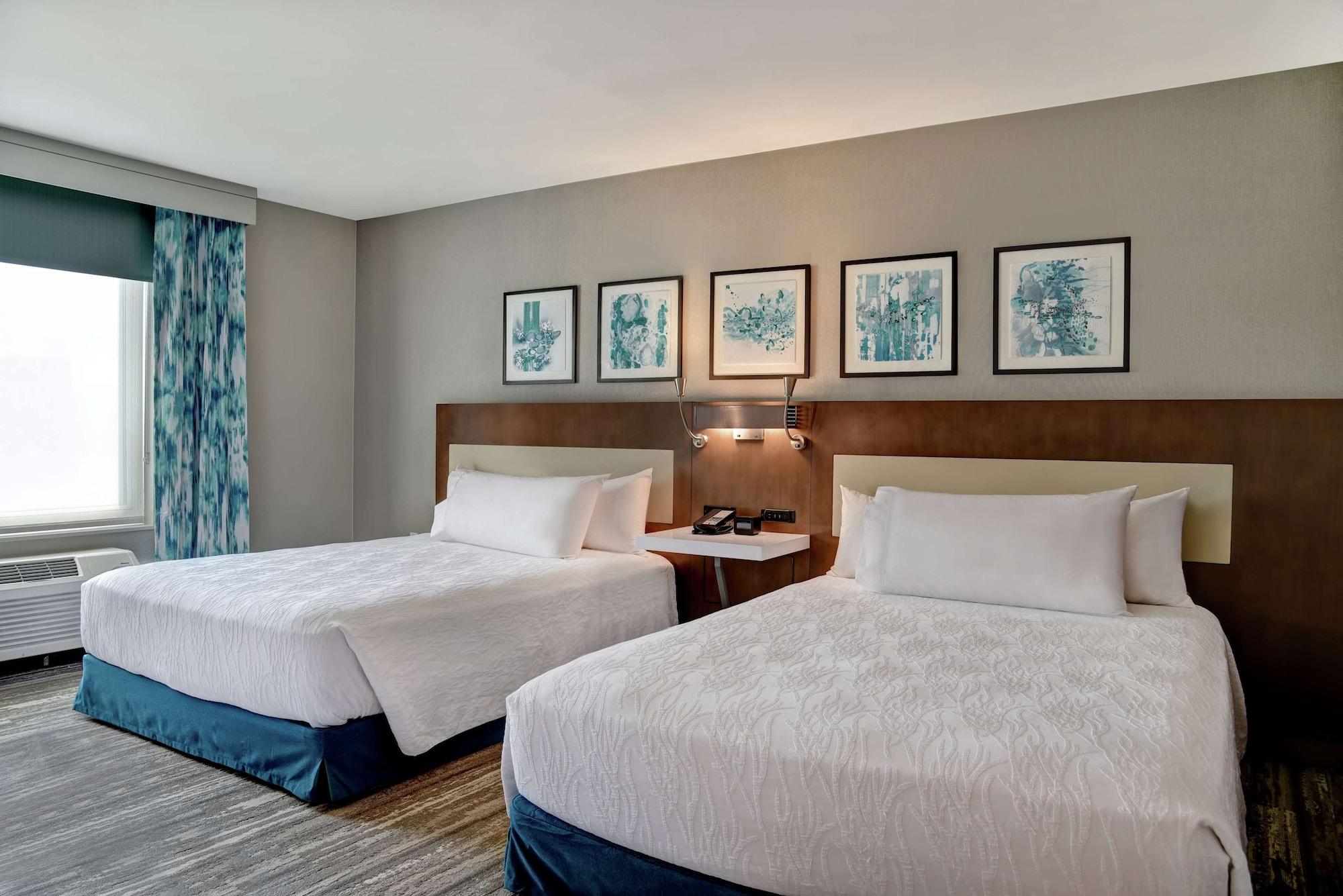 Hilton Garden Inn Kansas City/Kansas מראה חיצוני תמונה