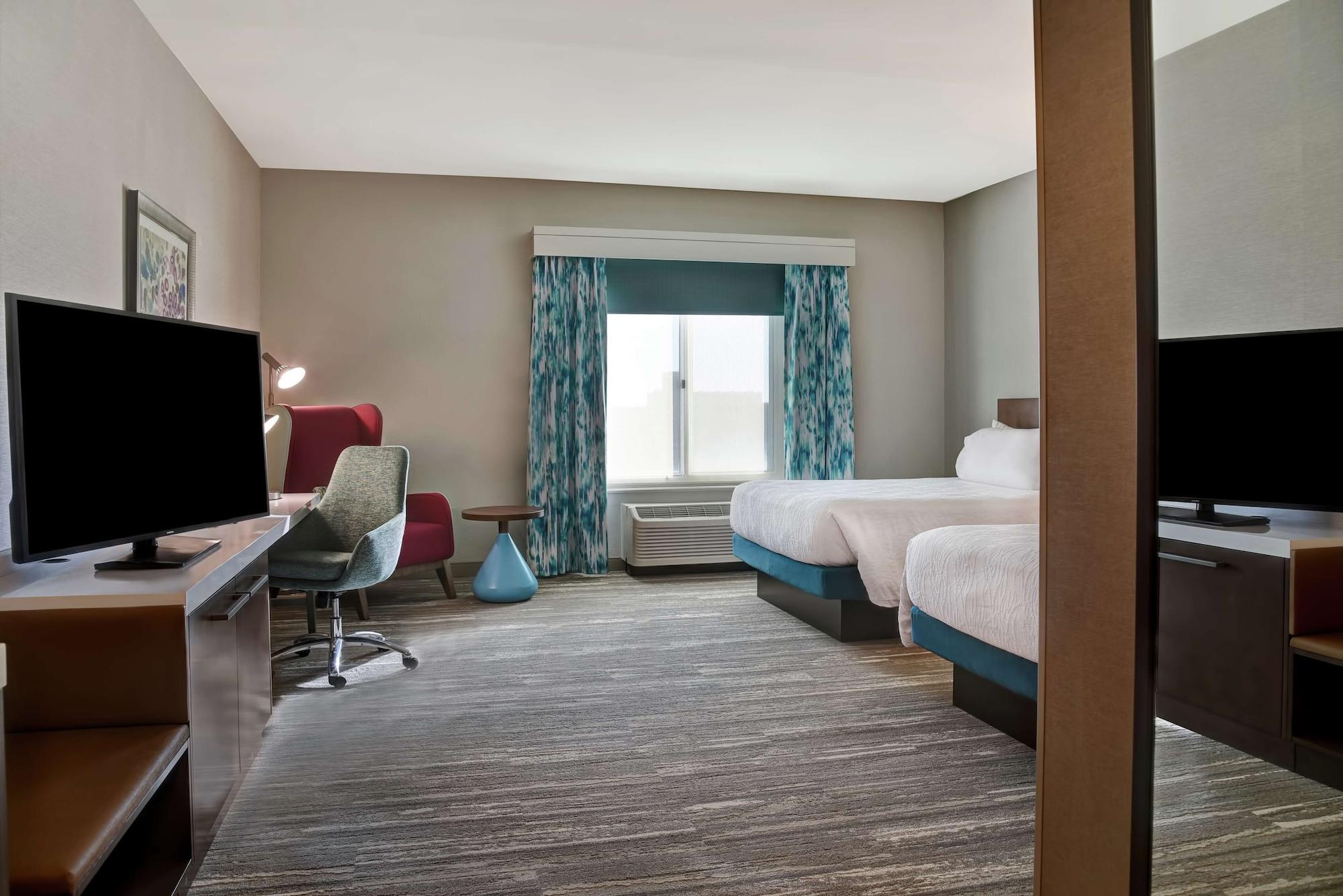 Hilton Garden Inn Kansas City/Kansas מראה חיצוני תמונה