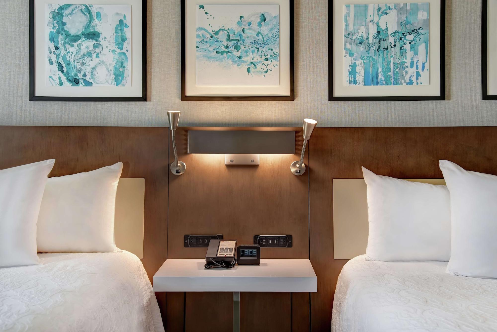 Hilton Garden Inn Kansas City/Kansas מראה חיצוני תמונה