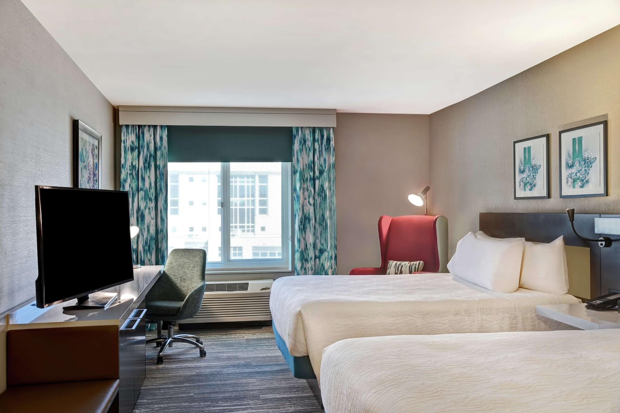 Hilton Garden Inn Kansas City/Kansas מראה חיצוני תמונה
