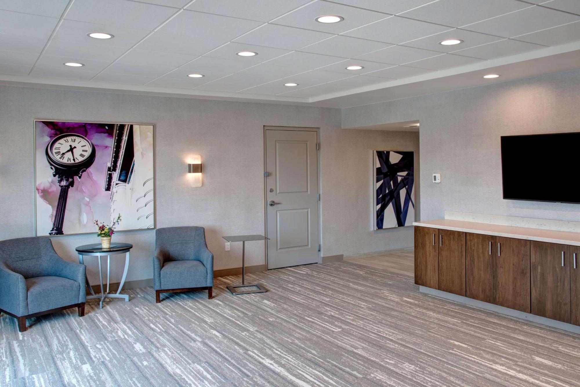 Hilton Garden Inn Kansas City/Kansas מראה חיצוני תמונה