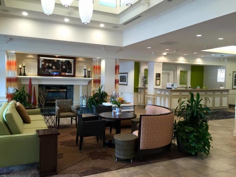 Hilton Garden Inn Kansas City/Kansas מראה חיצוני תמונה